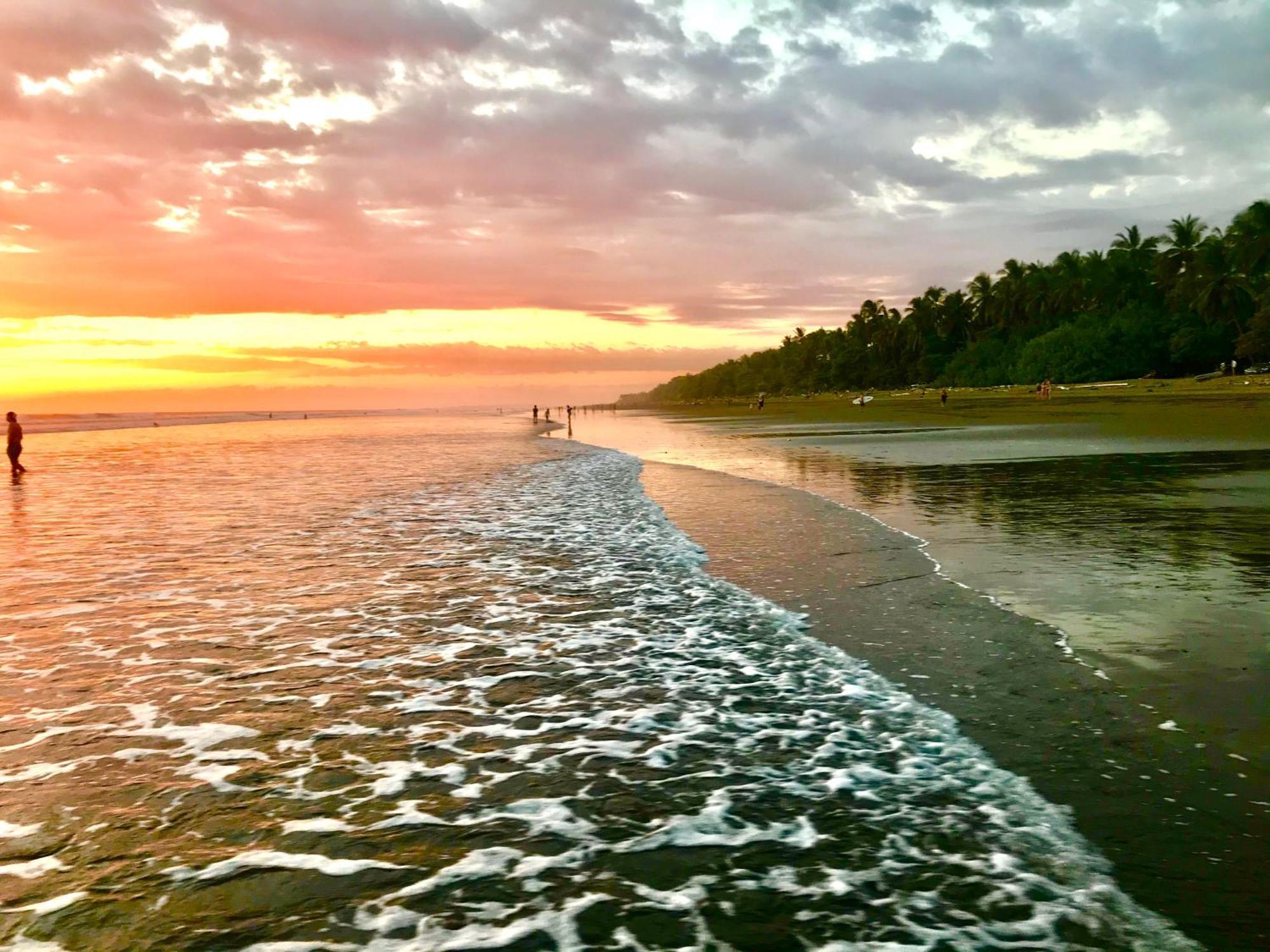 Hotel Tropical Sands Dominical Bagian luar foto